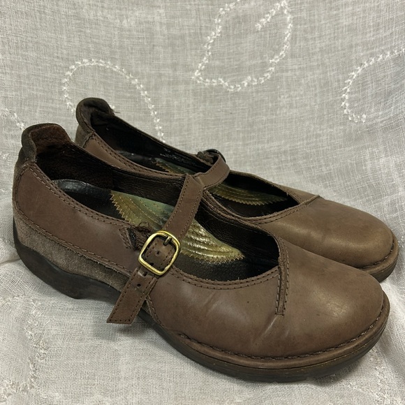 Dansko leather mary-janes - Picture 2 of 16